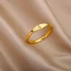 Gold Tiny Inledande brev ringar för kvinnor FI A-Z Letter Finger Stainl Steel Ring Eesthetic Wedding Jewelry Gift Bijoux Femme i2q0#