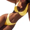 Swimwear féminin Nouveau réservoir d'été pour femmes bikini en deux pièces de maillot de bain en dentelle sexy et à la mode couleur de fête de vacances de la plage de plage M-2xl J240510