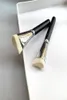 Pespa per trucco del contorno nel backstage N ° 15 Sintetico Polveri per sculture per il viso perfetta Brush Brush1043097