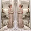 2022 Luxury Mother of the Bride Robes V Neck Manches longues Crystal en dentelle perlée Applique plus taille Sirène robe de soirée invité de mariage 2232