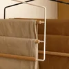 Hangers 3 niveles pantalones de madera que guardan estanterías de pantalones múltiples con múltiples cubos de ropa de hierro multifuncional para toalla de corbata de bufanda