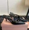 Chaussures de luxe chaton talon haut talons femme sandales chaussures en cuir couleur moule pointu à orteil boucle décor