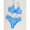 Dames badmode 2024 Nieuwe multi -kleuren vaste kleur veter omhoog nek strik split zwempak dames sexy bikini