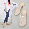 Dress Shoes Two Style Fairy Clip Toe Pearl Band Gladiator Sandalen Dames Med Dikke metalen hakken Flipflops kralen Rome Sandalias2024