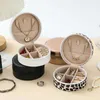 Boîtes bijouxes Portables Boîtes à bijoux ronds Colliers de boucles d'oreilles Anneaux Boîtes de bijoux Affichage Boîtes à boîtier Boîtes de bijoux PU Boîte de rangement en cuir