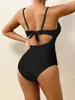 Kvinnors badkläder 2024 Sexig svartbandad kvinnor Högskurna ihåliga push up One Piece Swimsuit Monokini Backless Bathing Suit