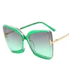 Óculos de sol espelhados Europeu e americano Ins grande formato em forma de sol em forma de sol T Camuflagem feminina CATO ELENTE MONTAGEM Óculos de sol Butterfly Sunglasses