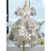 Verjaardag Kids Flower Girl -jurken 2024 Luxe handgemaakte bloemen Tiered Tule Ball Little Girls For Wedding kralen Bridal Jurken Borduurwerk Eerste heilige communiejurk