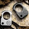 Brass Knuckles Quality Self High Defense Metal Knuckle Duster Finger Tiger Vrouw Anti Wolf Outdoor Cam Pocket EDC Tool Drop Lever DH9PK