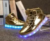 Taille 2537 Chaussures légères enfants pour filles Chaussures LED LED Sneakers lumineux Lumières Éclairage des enfants Tenis LED Slippers USB RECHARGING LJ201022719425
