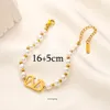 Klassische Markenarmbänder mit höchster Qualität 18K Gold plattiert Edelstahl Buchstaben Anhänger Armband Manschette Perlen Kette Frauen Armband für Geburtstagsliebhaber Geschenke