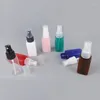 Speicherflaschen 500pcs 30 ml Mini Quadratpackung leeres Haustier Weiß/klarer Kunststofffeinnebel -Sprühflasche zum Reinigen von Reise -Parfümgläser