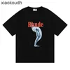 Rhude High End Designer T-Shirts, Gold Mens ile Modaya Modaya Uygun Yuvarlak Yuvarlak Boyun Pamuklu Kısa Kollu Tişört 1: 1 Orijinal Etiket