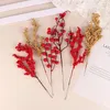 Dekorativa blommor 5st 2024 Julgran Artificial Fake Plant Garland för kransfestdekor Xmas Ornament Red Berries Set