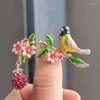 Броши милые фрукты птица для женщин Эмаль 2-цветов