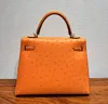 デザイナーハンドバッグ豪華財布25cm本物のダチョウのスキントートハンドバッグベージュグリーンオレンジ色