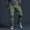 Pantaloni casual kaki di alta qualità per maschi tattici jogger camuffage pantaloni cargo con tasche a più tasche alla moda armamento nero soldato abiti da lavoro 240510