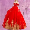 Robes de quinceanera Robe de balle rouge 2018 avec appliques en or au large du train de balayage 3D Fleur Rougnes de bal robes pour Sweet 15 289y