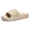 Kostenlose Schifffahrts Frauen Sandalen Schuhe niedrig massive schwarze weiße creme orangegrüne mens sommer sommer slides gai