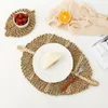 Bordmattor Pad Creative Heat-isolerade bladformade middagar Mattan Hållbar Catttail Leaf Bordsartiklar Växtdekor Köksgadgetar