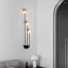 ウォールランプノルディックベッドルームベッドサイドシンプルなクリエイティブ3頭の錬鉄黒勾配カラーガラスランプシェード屋内ライト