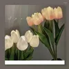 Fleurs décoratives simulation tulip bouquet imitation lampe chambre chambre dortoir décoration atmosphère fille fille