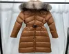 Jaqueta de inverno Mulheres clássicas casuais casuais estilista estilista ao ar livre casaco quente com capuz grande colarinho de peles parkas outwear preto verde bro3864991