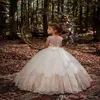 Bloemenmeisje jurken prinses baljurk uit schouder met handgemaakte vlinderbloemen gezwollen kinderen peuter optocht jurk 304k