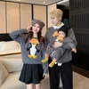 Maglione dei cartoni animati invernali madre madre e figlia figlio abbinata a maglia maglieria per neonati a maglia da corpi coppie coreane abiti 240507