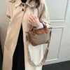 Tasarımcı Çanta Mağazaları Oxford Cloth Fitns Kadın Yeni Moda ve Eğlence Dumpling çok yönlü renkli Crossbody Lightweight8KZC