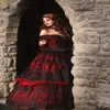 Röda och svarta spetsbröllopsklänningar Vintage 2022 Två lager kjol från axel strass prinsessa bröllopsklänning vestidos de novia 3177