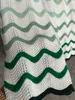 2024SS Shirt e pantaloncini da maglia in maglia a onda verde personalizzata impostati in uncinetto di cotone ad alta densità