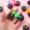 Party Favor 10pcs mini modèle de vélo coloré Toys enfants anniversaire de classe de classe