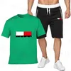 Designers Suisses de survêtement masculins T-shirt et short en deux pièces SweaterShirts Fashion Mens Vêtements Womens Jogger Ensemble d'été Summer de haute qualité à manches courtes à manches courtes