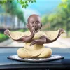Estatuetas decorativas figura cerâmica Little Monk estátua adorável porcelana escultura de arte em casa quarto de escritório de decoração de carro acessórios de decoração