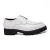 Chaussures habillées Business White Career Brogue pointu pointu de l'orteil