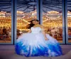 2019 Exquisite Quinceanera Kleider Ombre White Blue Ball Kleid Schatz Ruffen Organza Pailletten Schnürung Vestidos de Fiesta Sweet 3942742