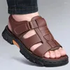 Сандалии 2024 Подлинные кожаные мужчины Мужские летние открытые повседневные пляжные туфли для мужских тапочек Zapatos Hombre Sandalias