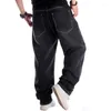 Męskie Trendy uliczne dżinsowe Czarne umyte hip -hopowe spodnie workowate dla męskich deskorolki dżinboardowe dżinsowe spodnie luźne plus rozmiar 44 46