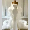 Long Train Ruffles Robes de mariée sirène 2021 Nouveaux robes nues en satin Ivory sans bretelles
