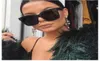 Whole2019 Kim Kardashian zonnebril Dame Flat Top Eyewear Lunette Femme Women Luxury Branded Sunglasses Women Rivet Sun Glass5201967