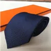 Nuevos vínculos de diseñador de moda para hombres Corbe Corbalo Plaid Letter H Stripes Luxury Business Leisure Silk Cravat con caja