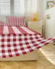 Salia de cama estilo pastoral vermelho branco elástico elástico ajustado com travesseiros lençóis de cama de capa de colchão