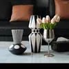 Vases Nordic Design Creativity Black And White Ceramic Vase Abstract Flower Arrangement Retro Desktop Home Decoration Desk