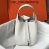 2024ss Tote Simple Lightweight Wear-resistant Bag Handmade Vegetable Basket Classic Leather Lychee Design Handbag