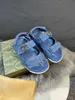 Luxo Sandals de Luxo saltos de grife de grife jeans de jeans sandles sapatos de goloop plataforma de verão planilha slides de fivela dourada de fivela de fivela no tornozelo sapato de praia