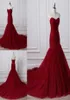 Élégants robes de soirée de sirène rouge tulle sans manches sans manches de mode de mode de mode lacet en lacet robes de bal 1964715546
