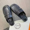 Sandales de créateurs Pantres plates Sandales de denim d'été pour femmes Brands de famille décontractée