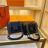 Shop Promotion Damenhandtasche Marke Luxus Single Schulter Handheld Fashion New Europe und die US -amerikanische beliebte gedruckte Tasche