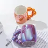 Tasses colorées à la gourde de sucre tasse en céramique A pour des amies de tasse de café ensemble de gourdeux de café.